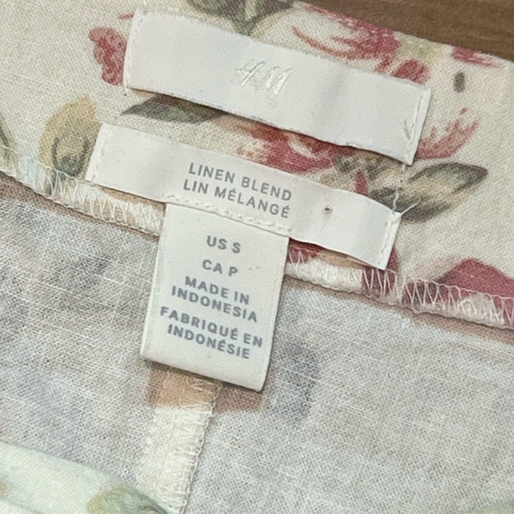 H&M Linen-blend Floral Top - Picture 7 of 7